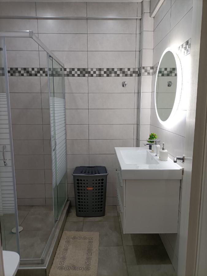 Travelers Tranquil & Chillout Apt Apartamento Atenas Exterior foto